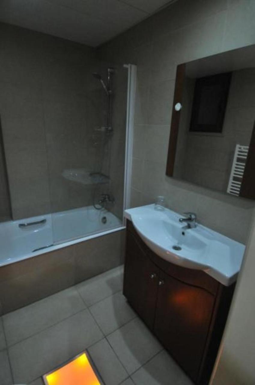 Ithaki Phinikoudes Apartment No. 205 Ларнака Екстер'єр фото